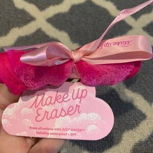 Make-up eraser NWT
